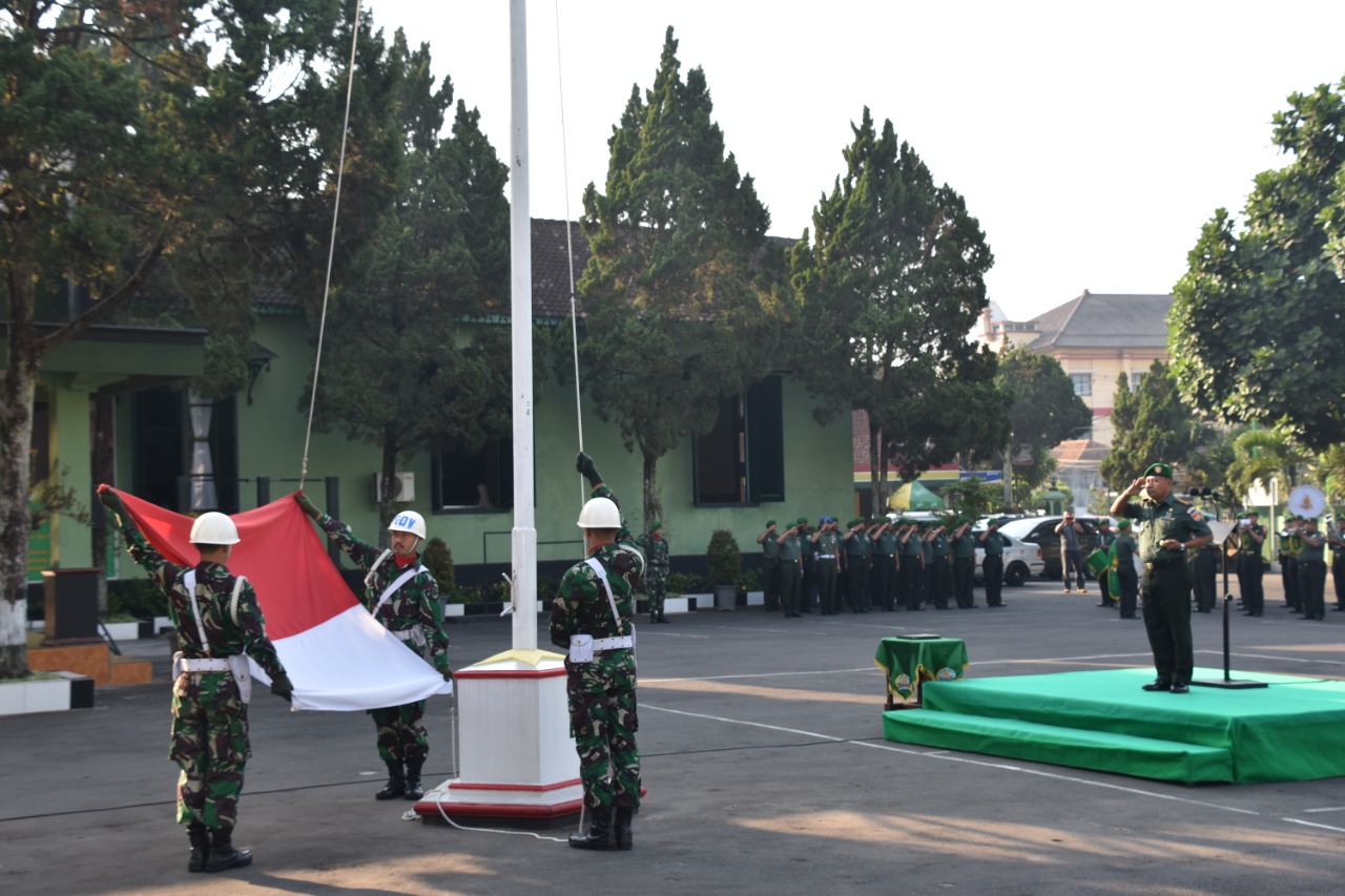 Upacara membentuk karakter serta mental Prajurit